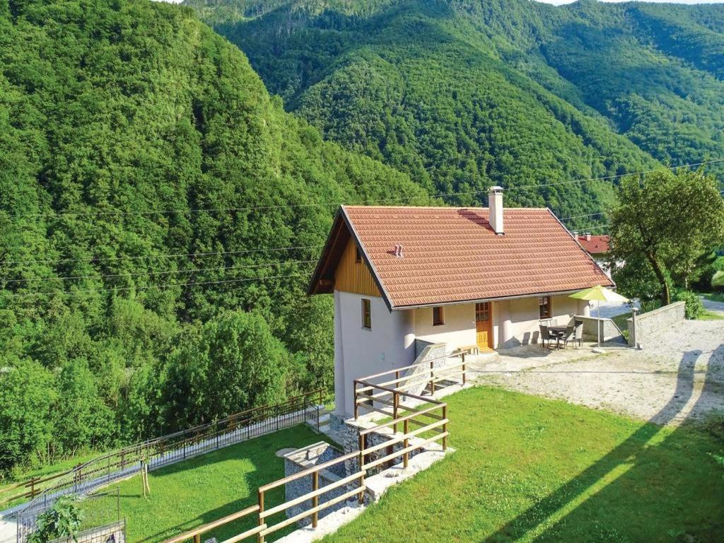 Ved Kuštrču image 1