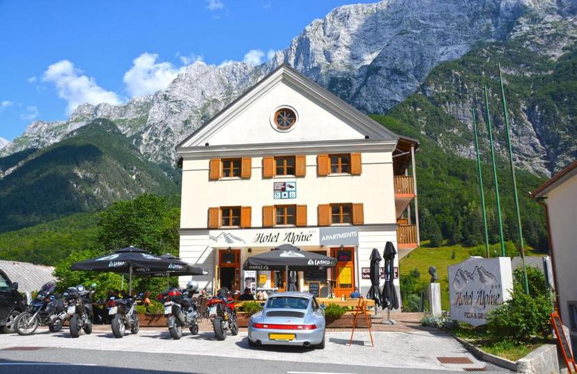 Hotell Alpine image 2