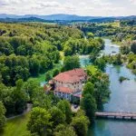 Hotel Grad Otočec aerial