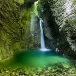 Cascata di Kozja nella valle dell'Isonzo x