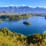 Panoramisch uitzicht op Bled ()