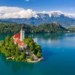 Panoramautsikt över den alpina pärlan Bled