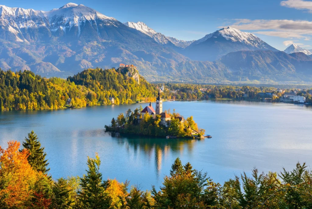 panoraamanäkymä bled-järvelle mt scaledilta