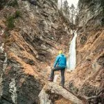 Visite de la chute d'eau de Martuljek